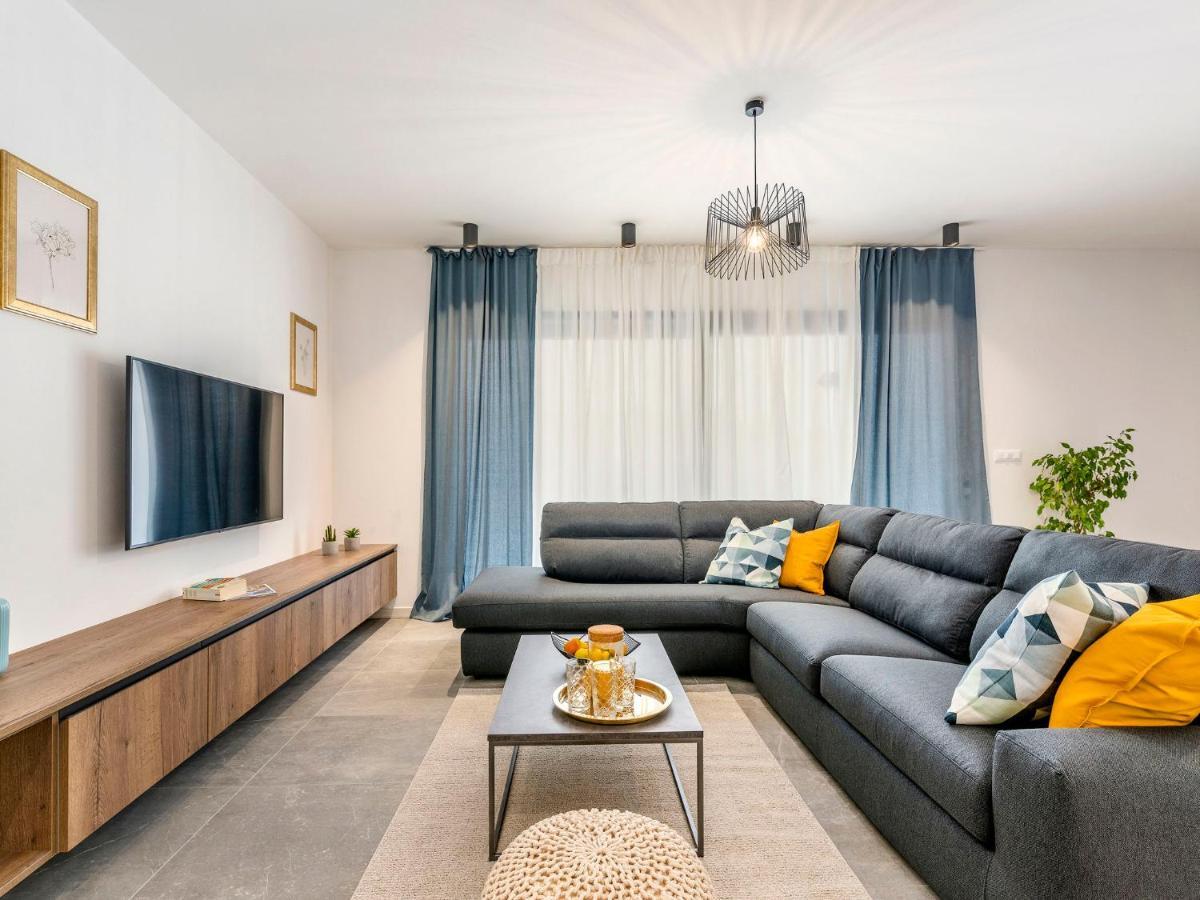 Holiday Home Villa Isabela - Prc423 By Interhome Nova Vas  外观 照片