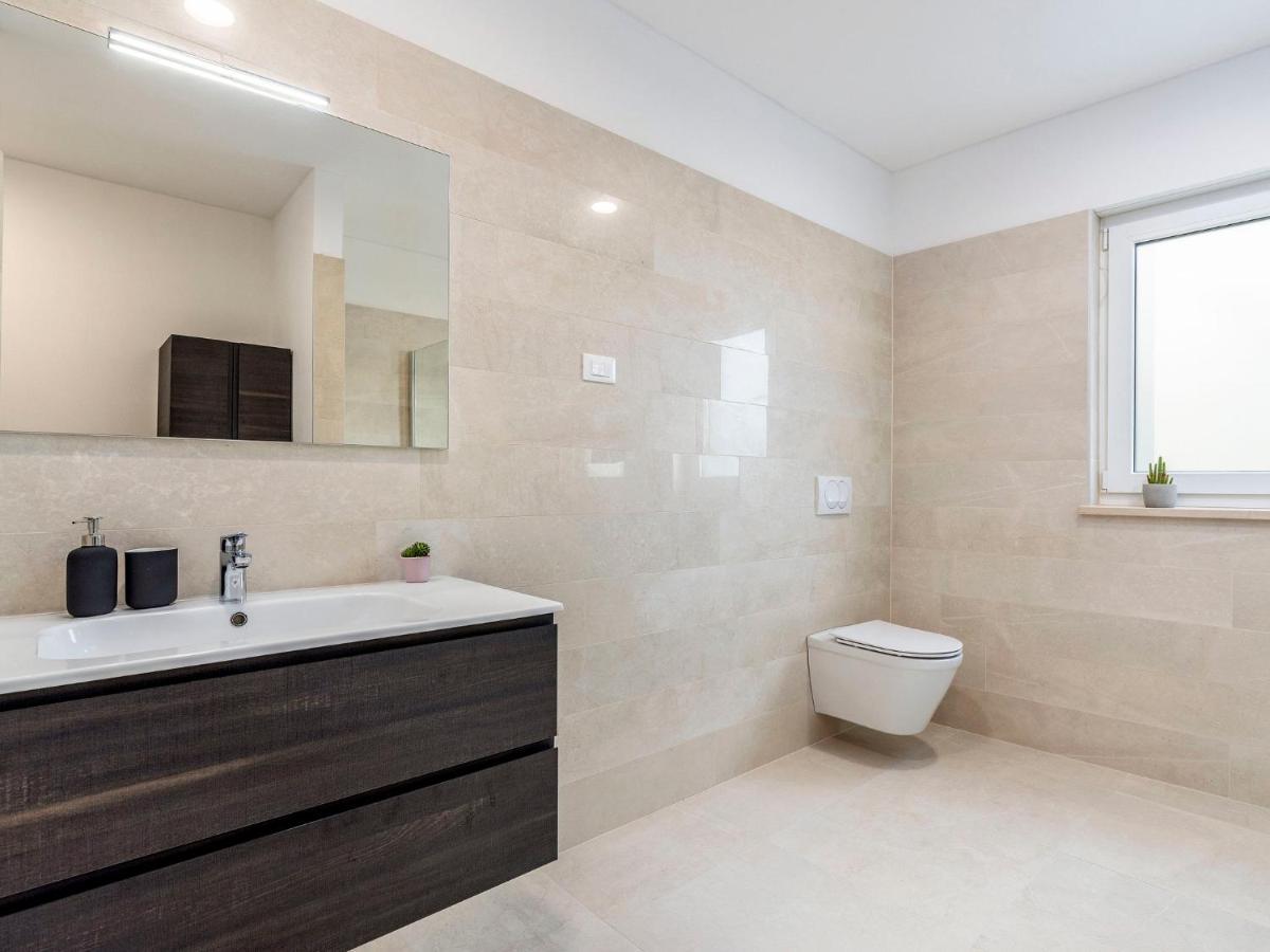 Holiday Home Villa Isabela - Prc423 By Interhome Nova Vas  外观 照片